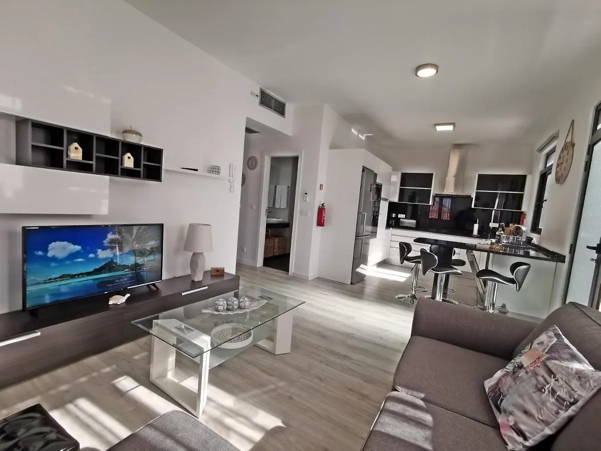 Charming Apartment In Funchal - Lazareto