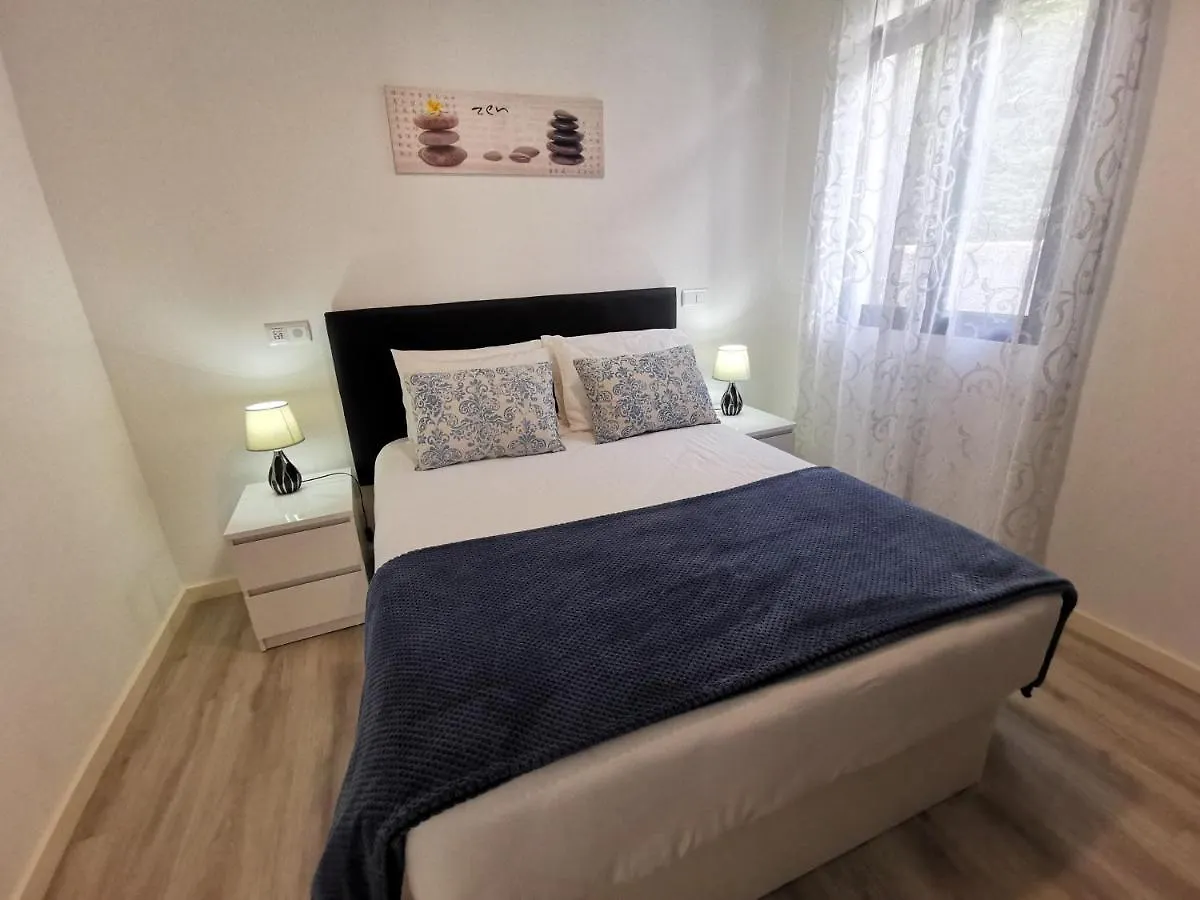 Charming Apartment In Funchal - Lazareto  Funchal (Madeira)